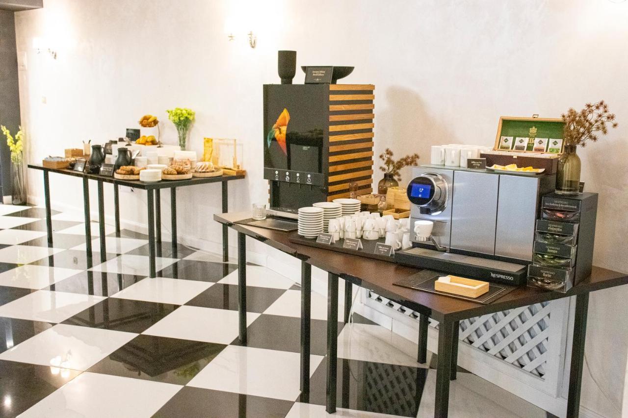 Hotel Capital With Private Wellness Nitra Ngoại thất bức ảnh