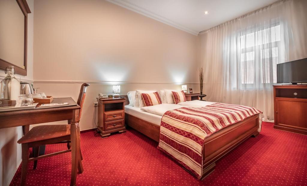 Hotel Capital With Private Wellness Nitra Ngoại thất bức ảnh
