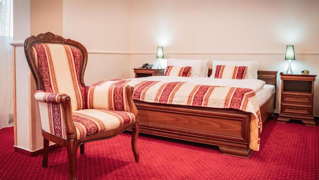 Hotel Capital With Private Wellness Nitra Ngoại thất bức ảnh